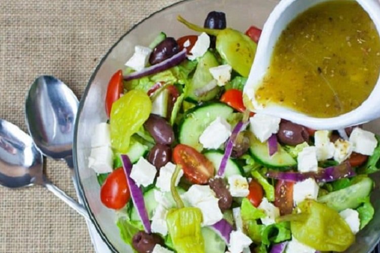 20 самых вкусных греческих заправок для салатов